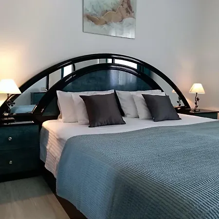 & Vitt Apartman *