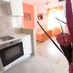 Appartement & Vitt *
