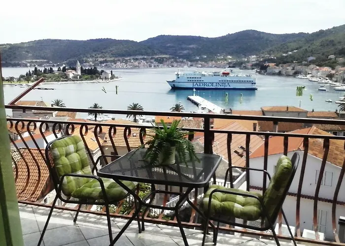 Apartament & Vitt *